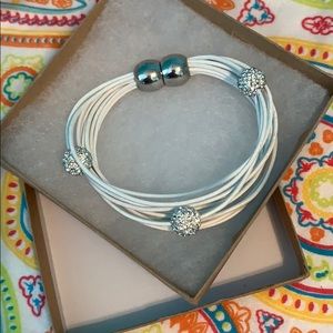 FREE w/ purchase NWOT Bracelet